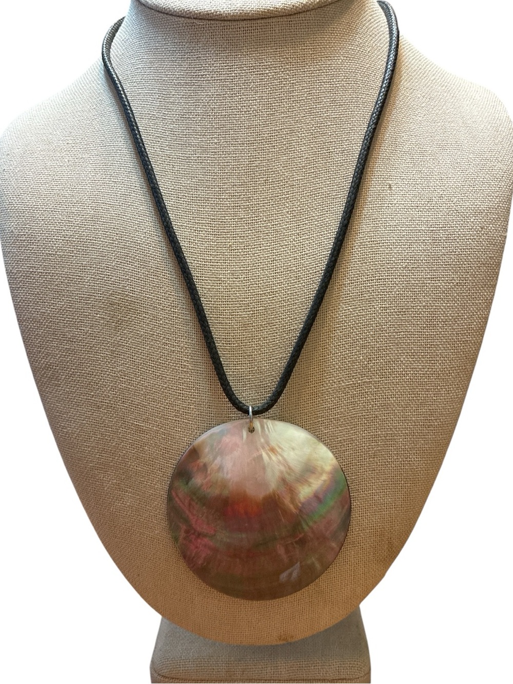 Round Mother-of-Pearl Pendant Necklace ~ 20 Inches